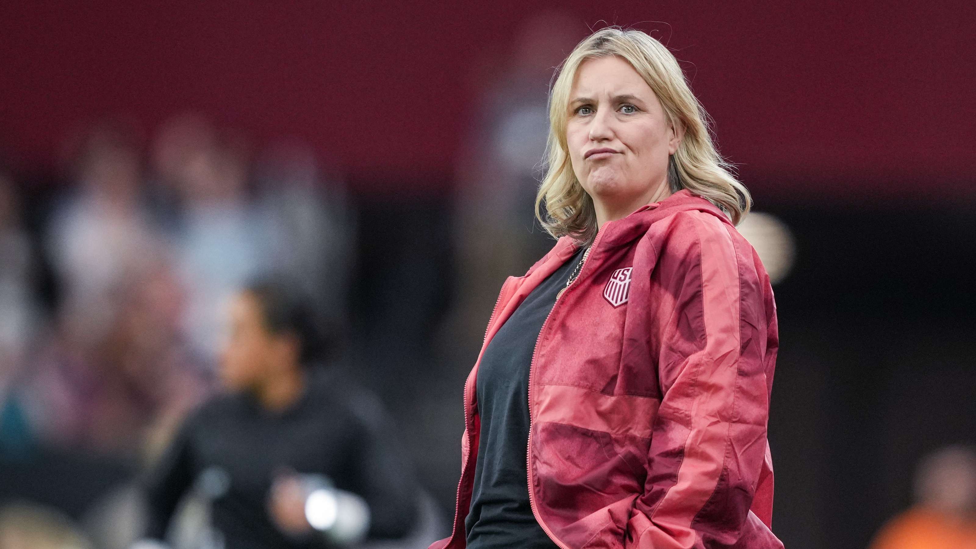 用一个令人 用一个令人